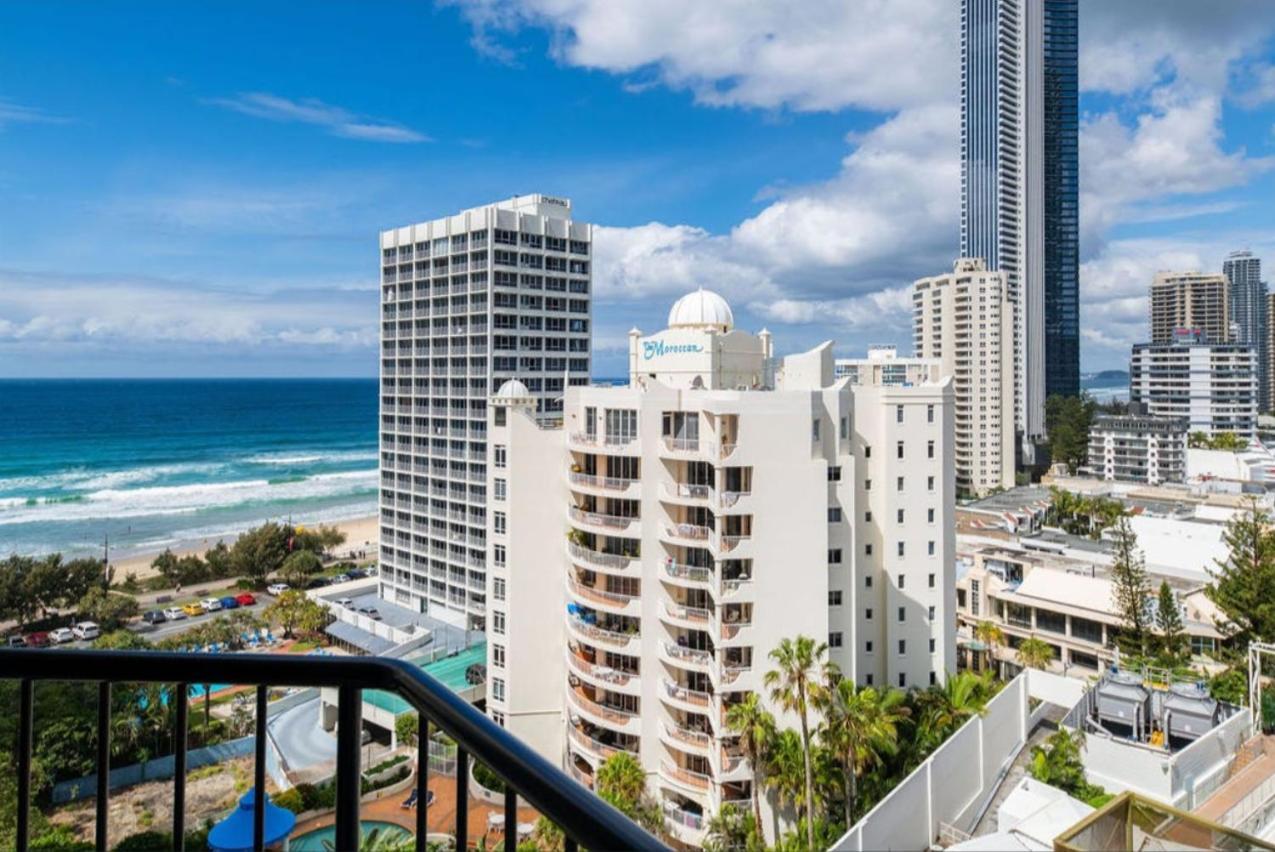 Luxury Apartment & Ocean View In Surfers Paradise Gold Coast Bagian luar foto